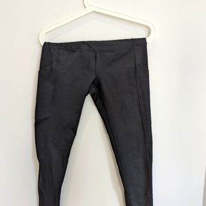 Zella black crop leggings S